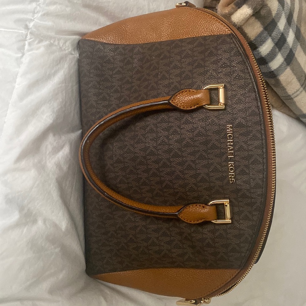 Brown Michael kors purse